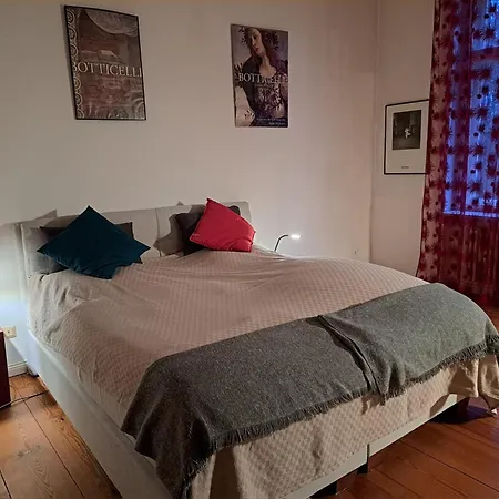 Apartment Gruenderzeitvilla In Zehlendorf Berlin